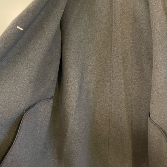 GAP Grey Wool Coat - Picture 6 of 6